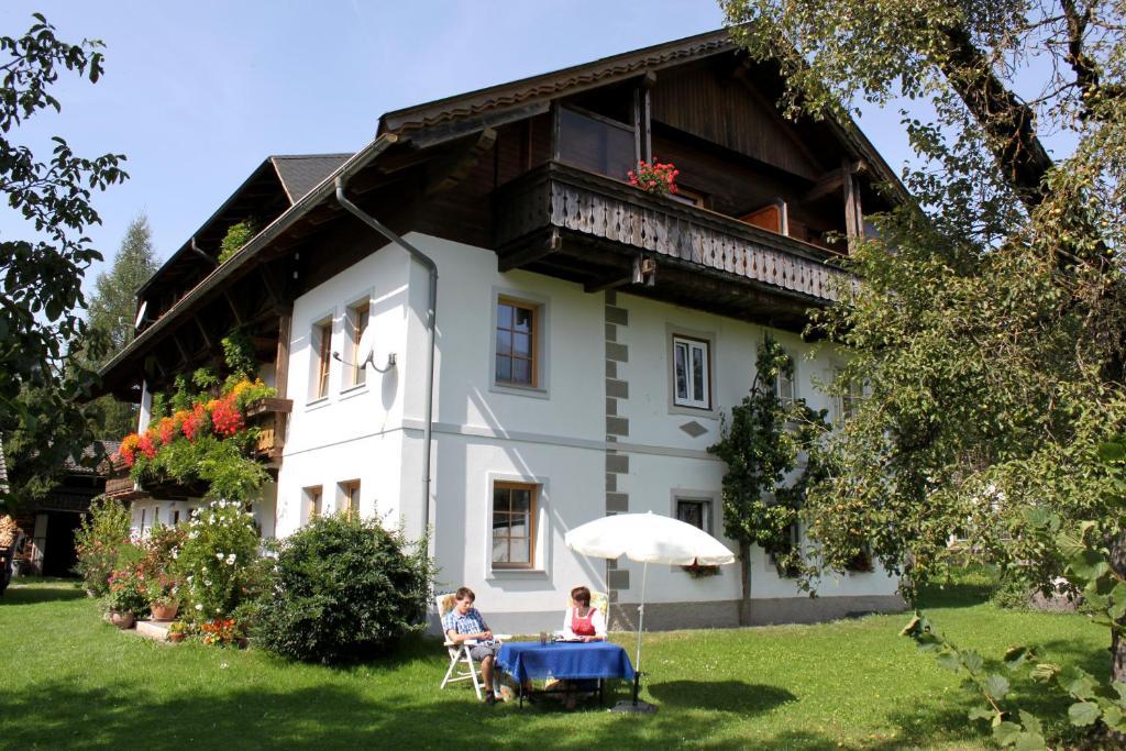 Zimmer Und Ferienwohnungen "Heidis Welt" Podlanig Hermagor-Pressegger See Exteriör bild